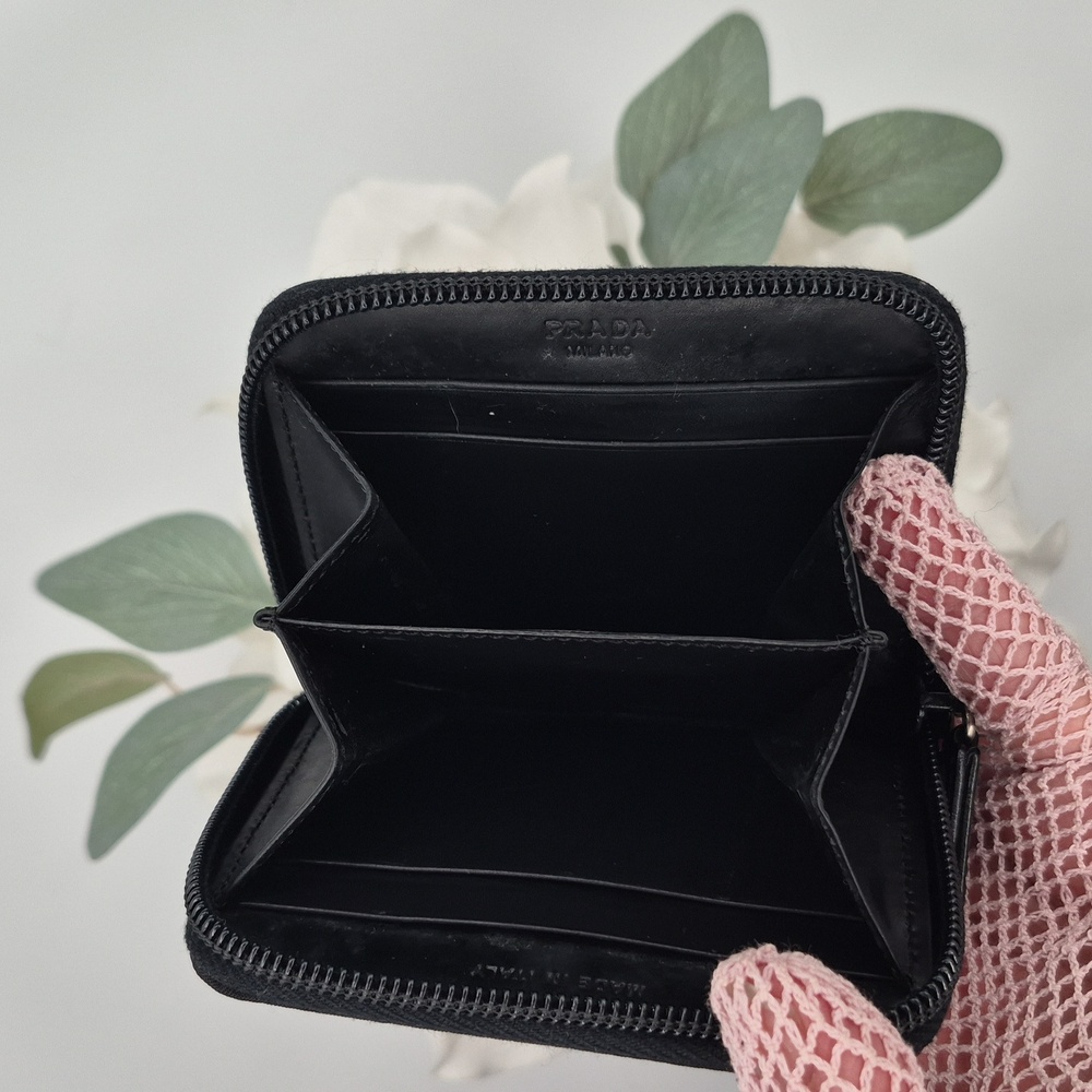 Authentic MINT CONDITION PRADA Black Zip-Around Wallet - Picture 7 of 11